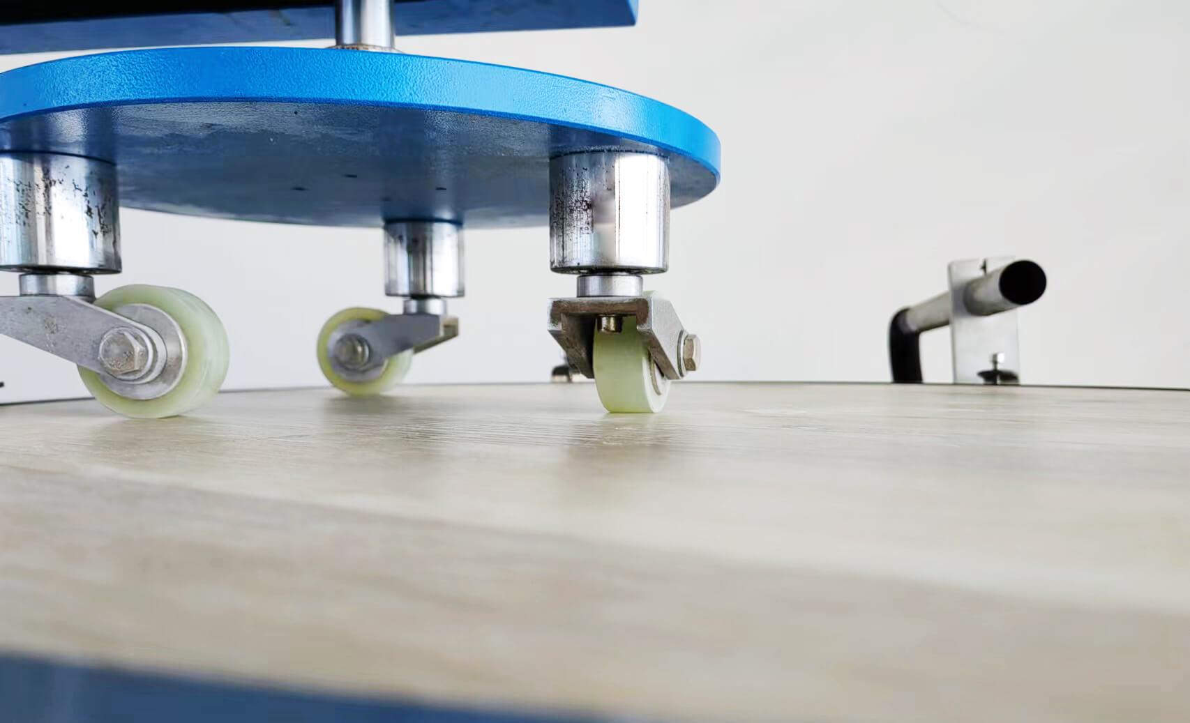 The Impact of Different Types of Casters on Vinyl Flooring